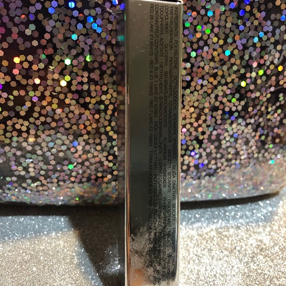 BNIB! NARS Full Vinyl Lip Lacquer in Mississippi 2434 - Picture 7 of 7